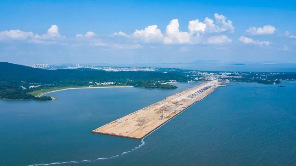 2019年5月14日，太湖隧道四倉(cāng)流水作業(yè)成型。